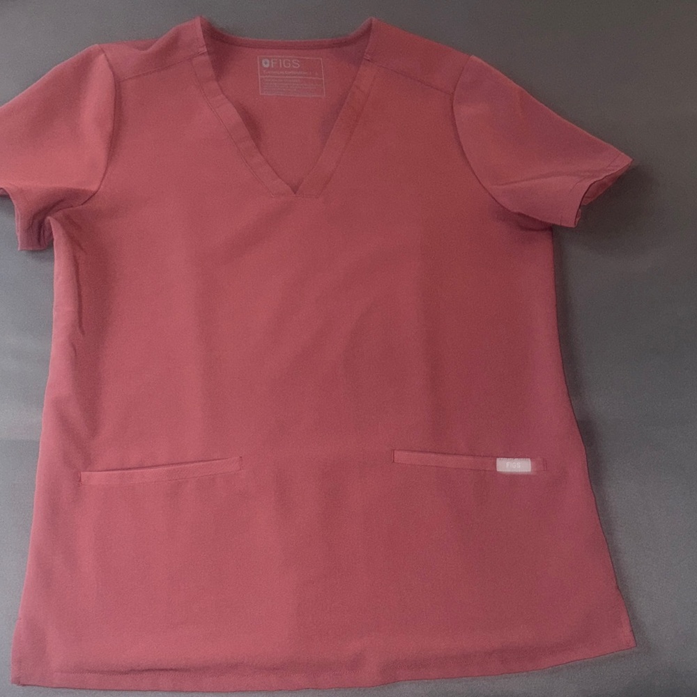 Figs Women's Casma three pocket scrub top